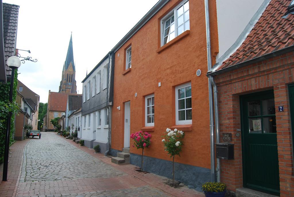 Haus Adria Apartment Schleswig Bagian luar foto